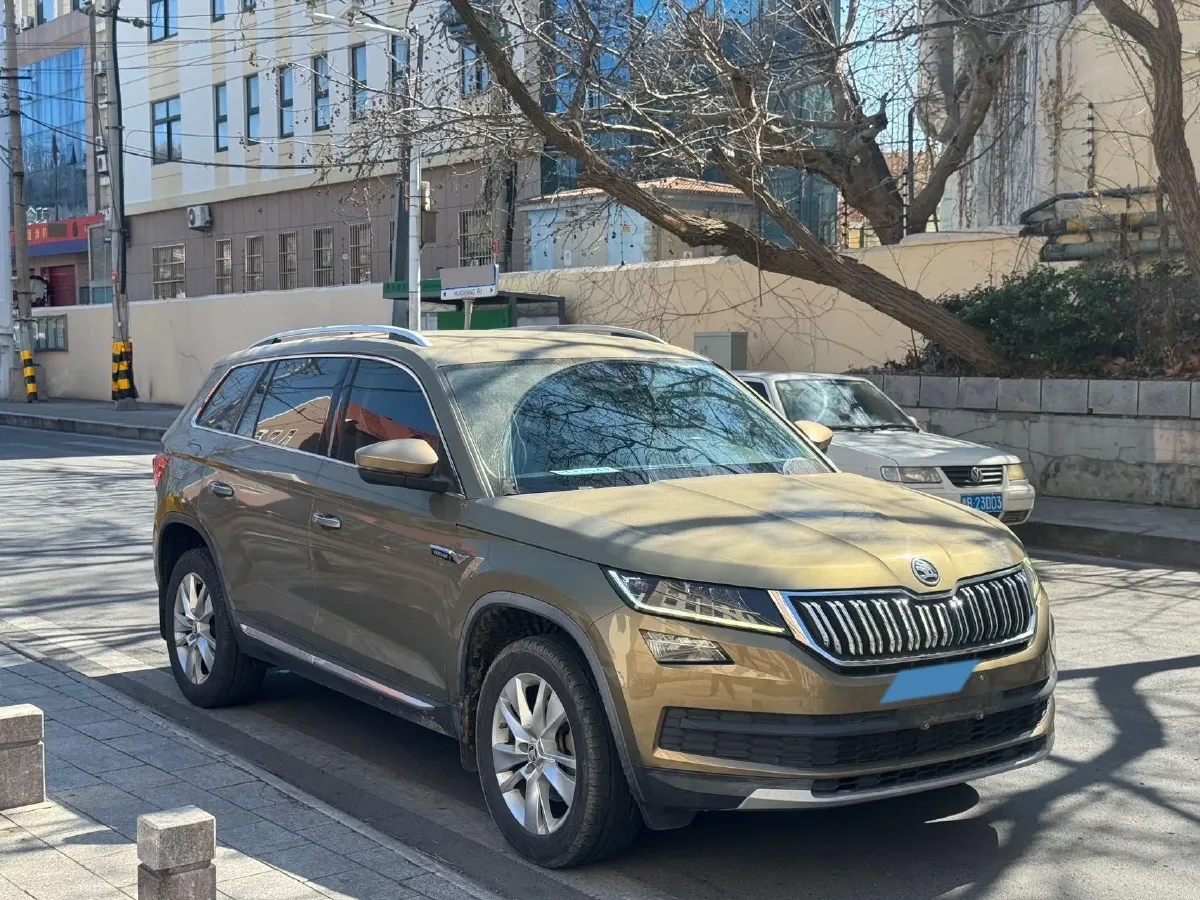 2018 Skoda Kodiak 2.0T 186HP L4 7DCT,autocango,china used car exporter,china ev exporter,chinese used car exporter,chinese used ev exporter