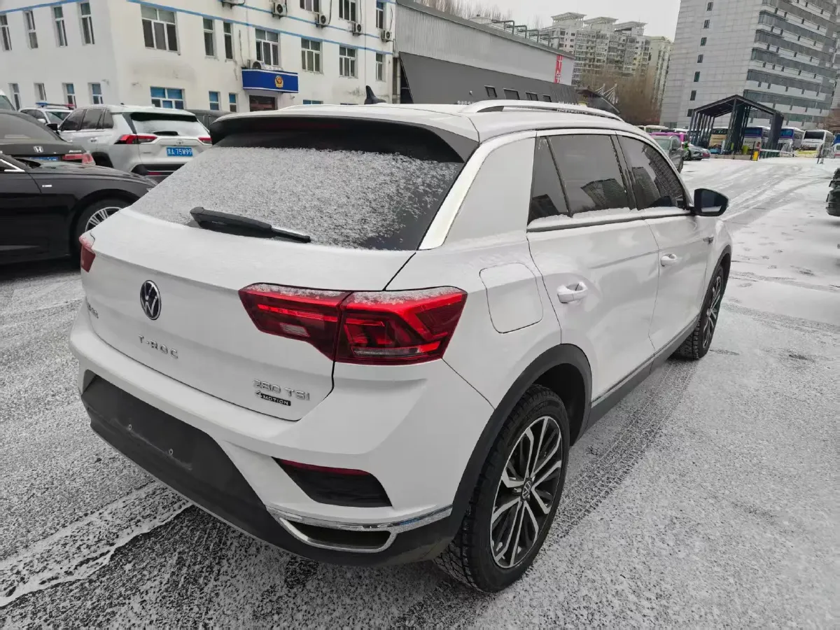 2021 Volkswagen T-Roc 1.4T 150HP L4 7DCT,autocango,china used car exporter,china ev exporter,chinese used car exporter,chinese used ev exporter