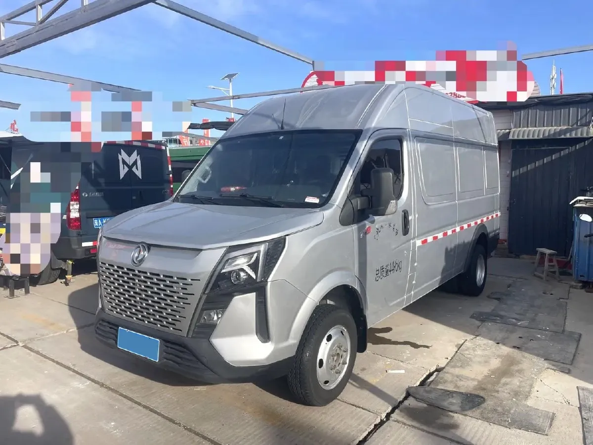 2023 Ford Transit 2.0T 220HP L4 5MT,autocango,china used car exporter,china ev exporter,chinese used car exporter,chinese used ev exporter