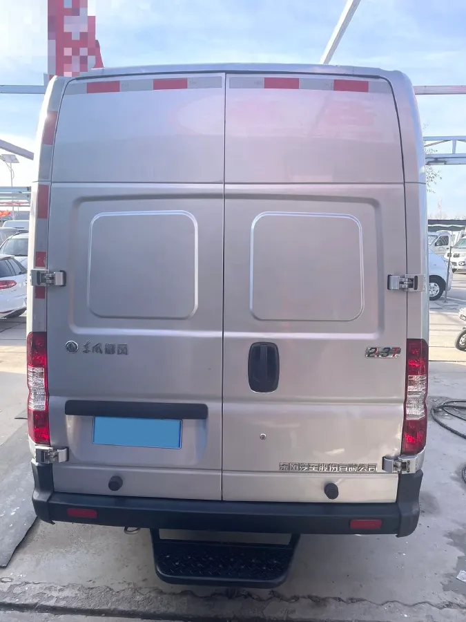 2023 Ford Transit 2.0T 220HP L4 5MT,autocango,china used car exporter,china ev exporter,chinese used car exporter,chinese used ev exporter