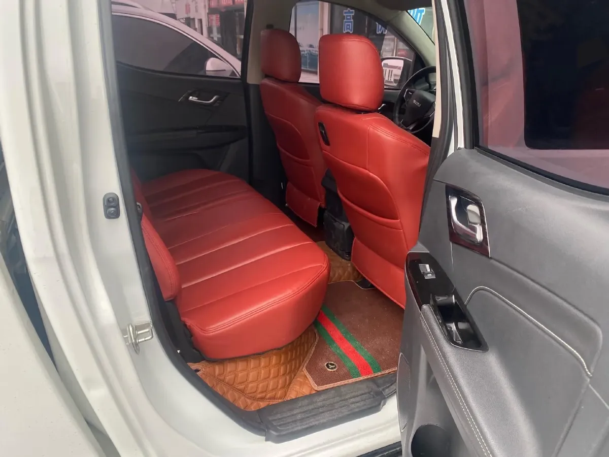 2020 Isuzu LingTuo 2.5T 150HP L4 6MT,autocango,china used car exporter,china ev exporter,chinese used car exporter,chinese used ev exporter