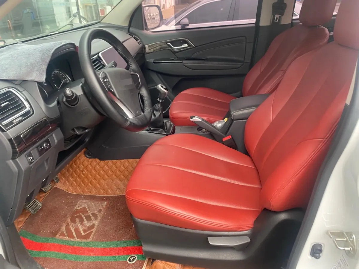 2020 Isuzu LingTuo 2.5T 150HP L4 6MT,autocango,china used car exporter,china ev exporter,chinese used car exporter,chinese used ev exporter