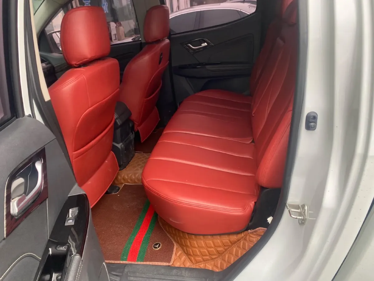 2020 Isuzu LingTuo 2.5T 150HP L4 6MT,autocango,china used car exporter,china ev exporter,chinese used car exporter,chinese used ev exporter