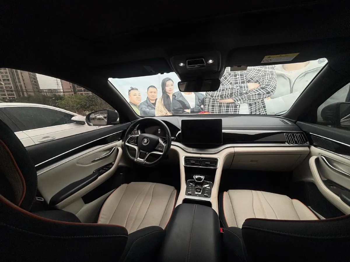 2022 Geely JiaJi 1.5T 177HP L3 7DCT PHEV 15.5KWH,autocango,china used car exporter,china ev exporter,chinese used car exporter,chinese used ev exporter