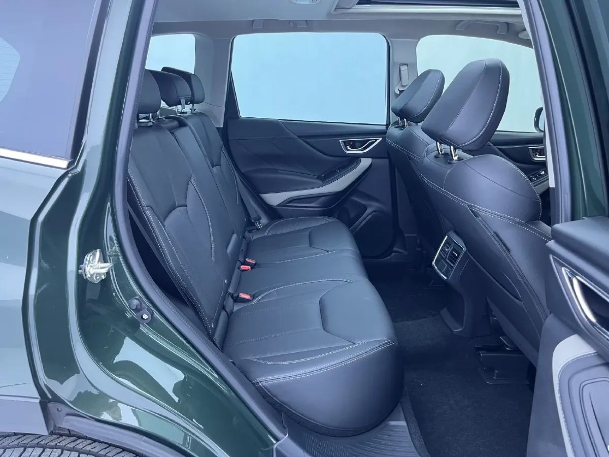 2022 Subaru Forester 2.0L 154HP H4 CVT,autocango,china used car exporter,china ev exporter,chinese used car exporter,chinese used ev exporter