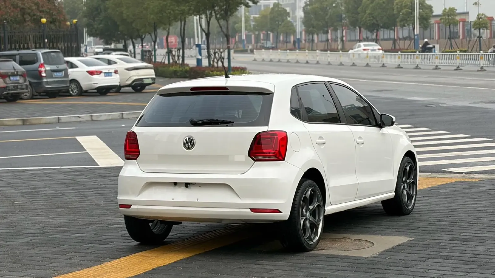 2016 Volkswagen Polo 1.4L 90HP L4 6AT,autocango,china used car exporter,china ev exporter,chinese used car exporter,chinese used ev exporter