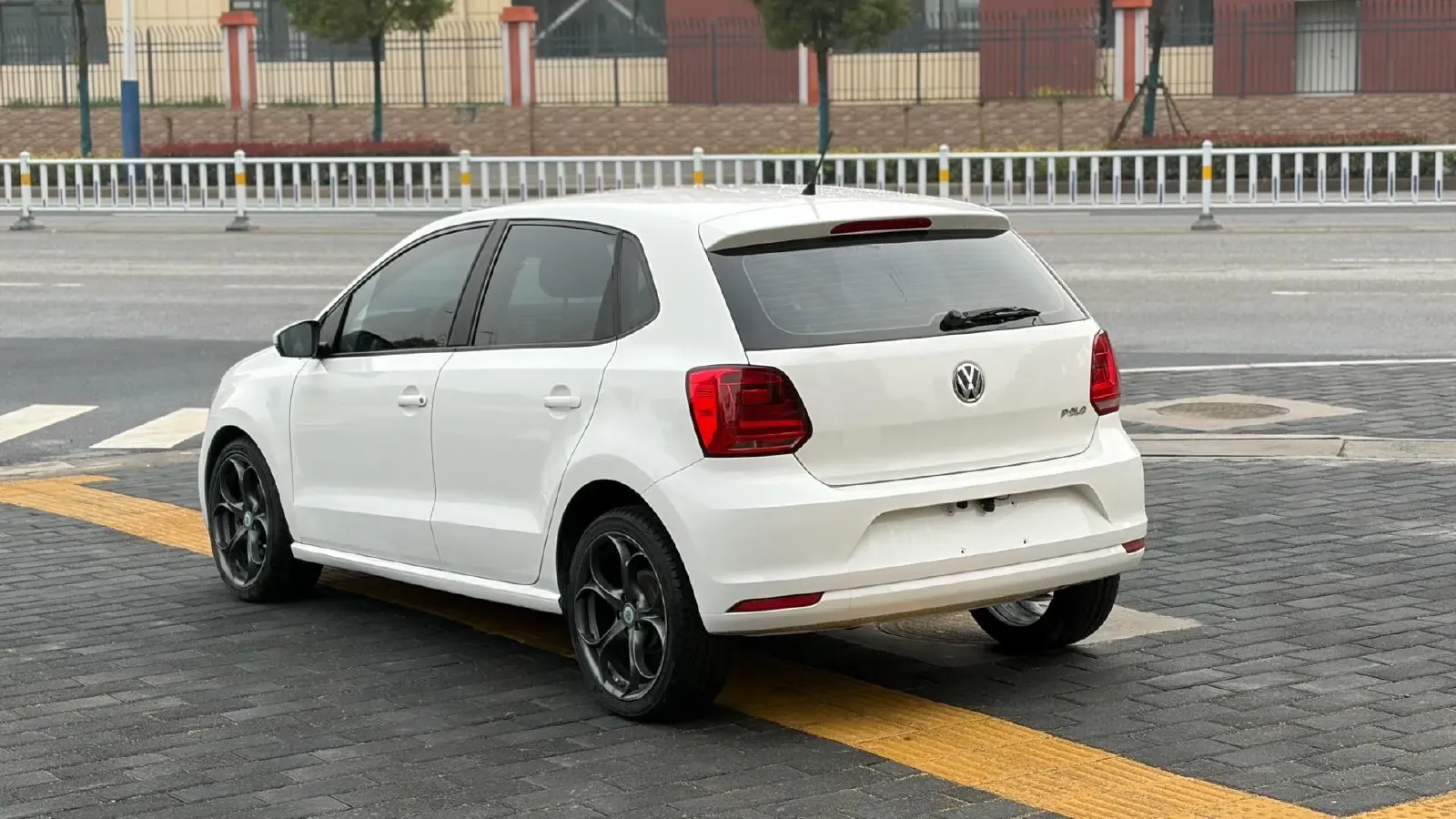 2016 Volkswagen Polo 1.4L 90HP L4 6AT,autocango,china used car exporter,china ev exporter,chinese used car exporter,chinese used ev exporter