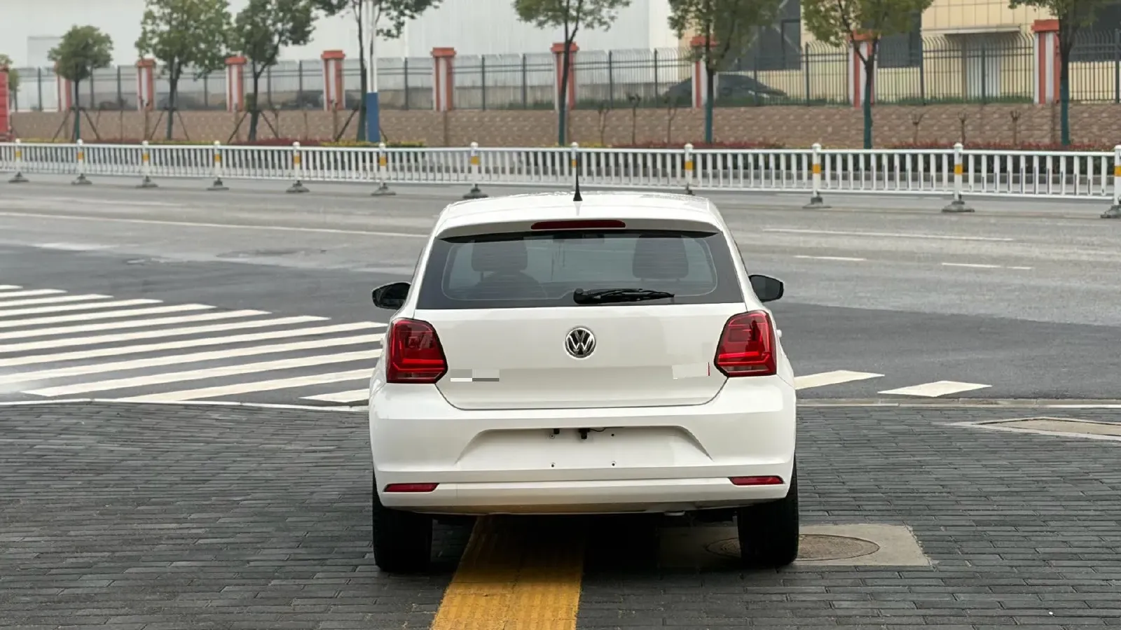 2016 Volkswagen Polo 1.4L 90HP L4 6AT,autocango,china used car exporter,china ev exporter,chinese used car exporter,chinese used ev exporter