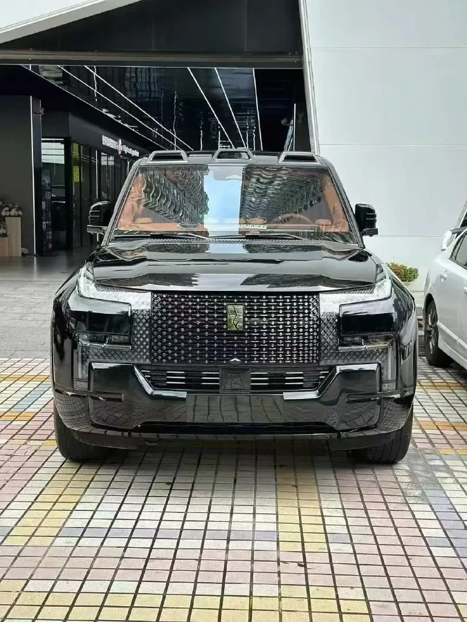 2024 YangWang U8 2.0T 272HP L4 REEV 49.05KWH,autocango,china used car exporter,china ev exporter,chinese used car exporter,chinese used ev exporter
