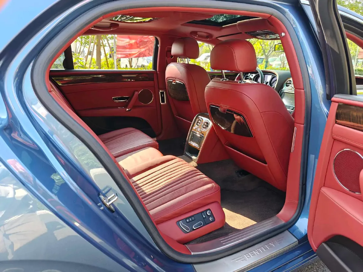 2017 Bentley Flying Spur 4.0T 507HP V8 8AT,autocango,china used car exporter,china ev exporter,chinese used car exporter,chinese used ev exporter