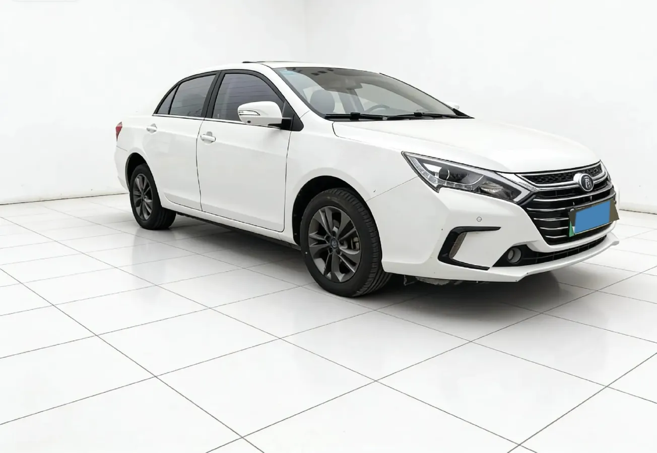 2017 WEY VV5 2.0T 197HP L4 7DCT,autocango,china used car exporter,china ev exporter,chinese used car exporter,chinese used ev exporter