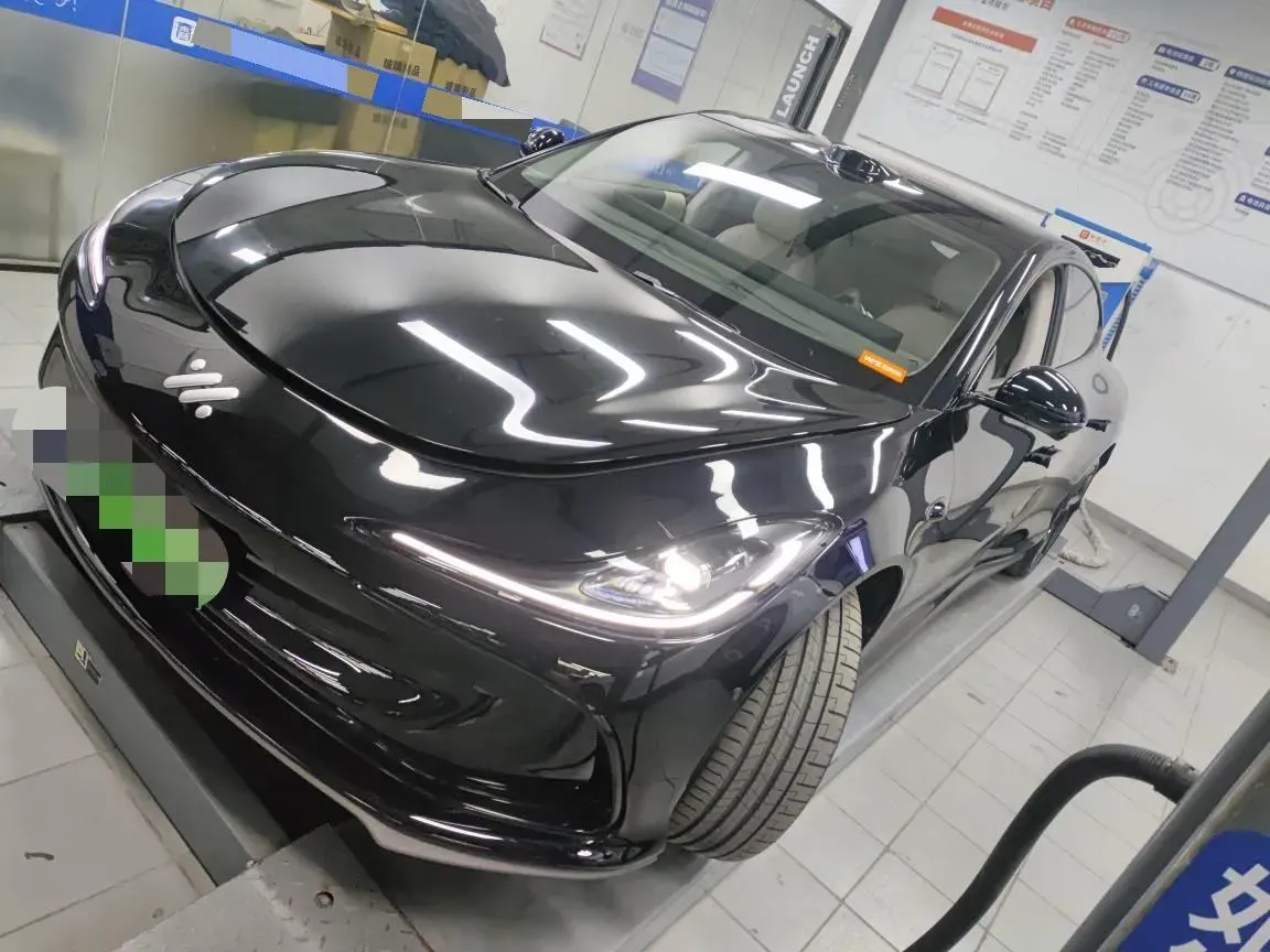 2024 IM L6 BEV 100KWH,autocango,china used car exporter,china ev exporter,chinese used car exporter,chinese used ev exporter