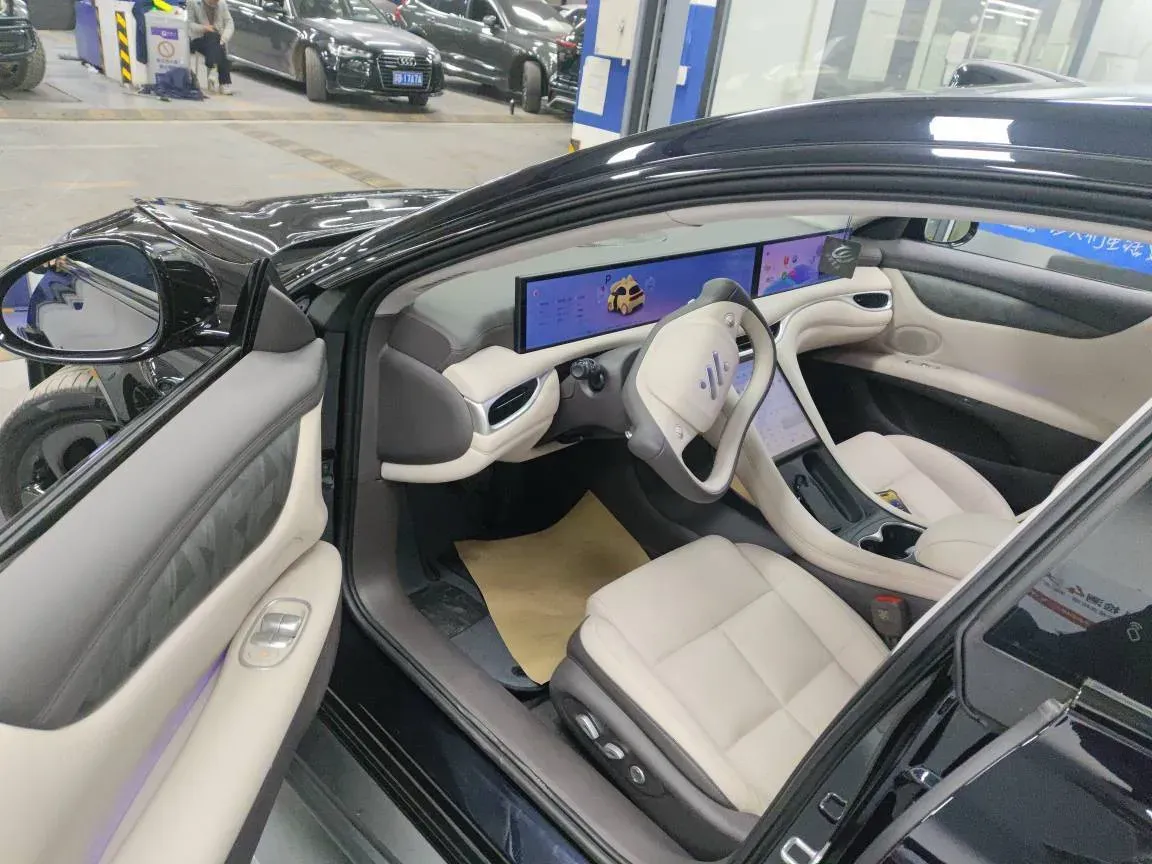 2024 IM L6 BEV 100KWH,autocango,china used car exporter,china ev exporter,chinese used car exporter,chinese used ev exporter