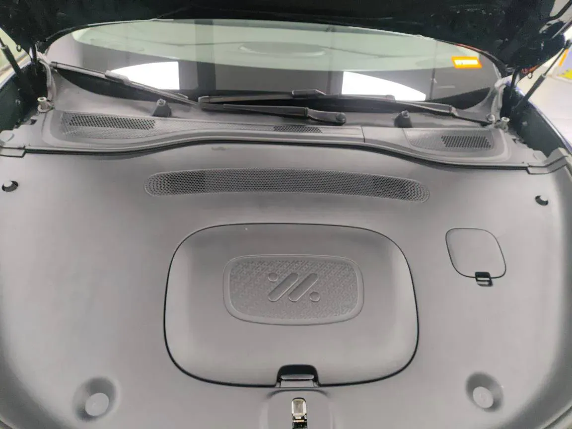 2024 IM L6 BEV 100KWH,autocango,china used car exporter,china ev exporter,chinese used car exporter,chinese used ev exporter