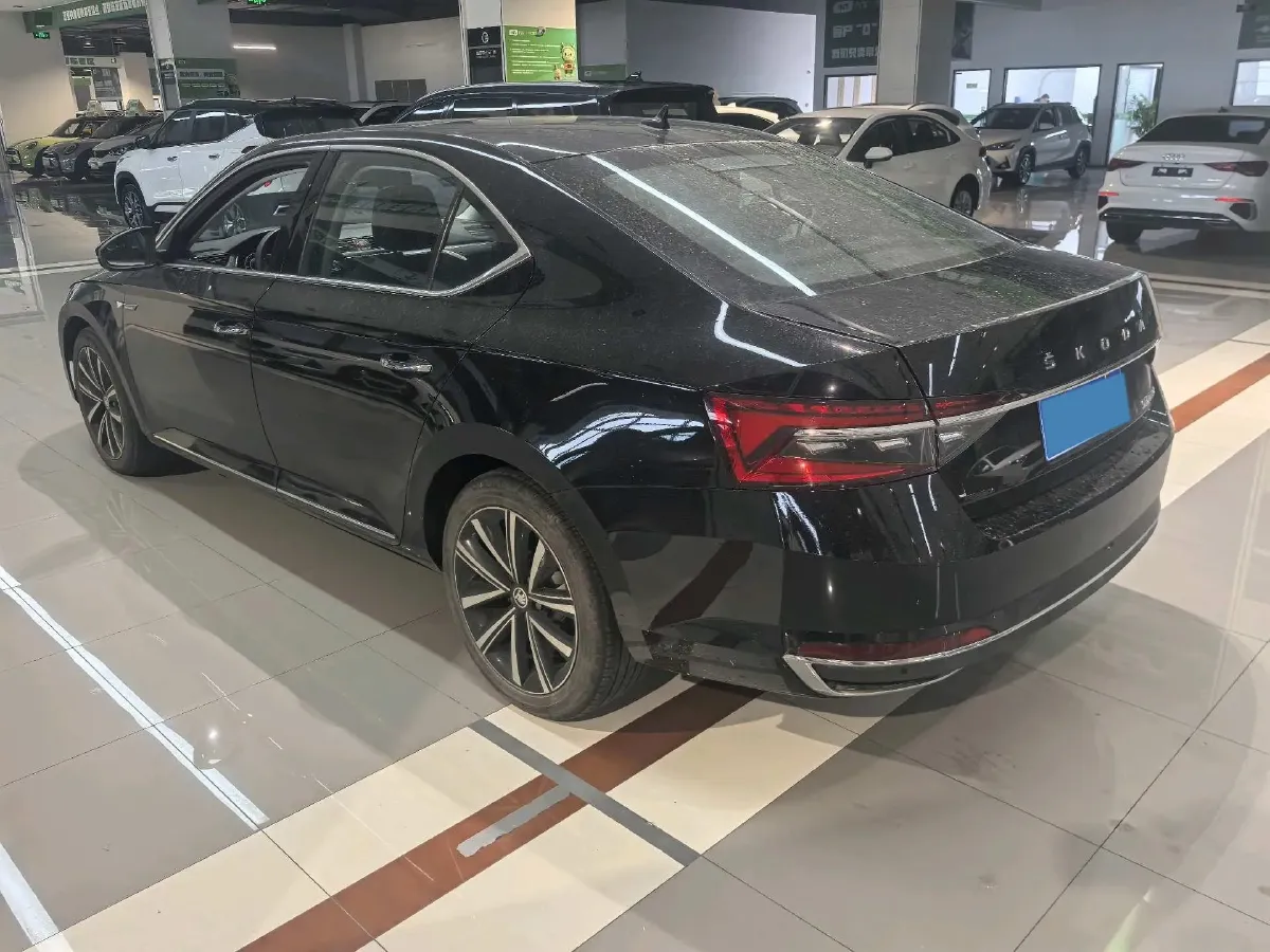 2023 Skoda Superb 1.4T 150HP L4 7DCT,autocango,china used car exporter,china ev exporter,chinese used car exporter,chinese used ev exporter