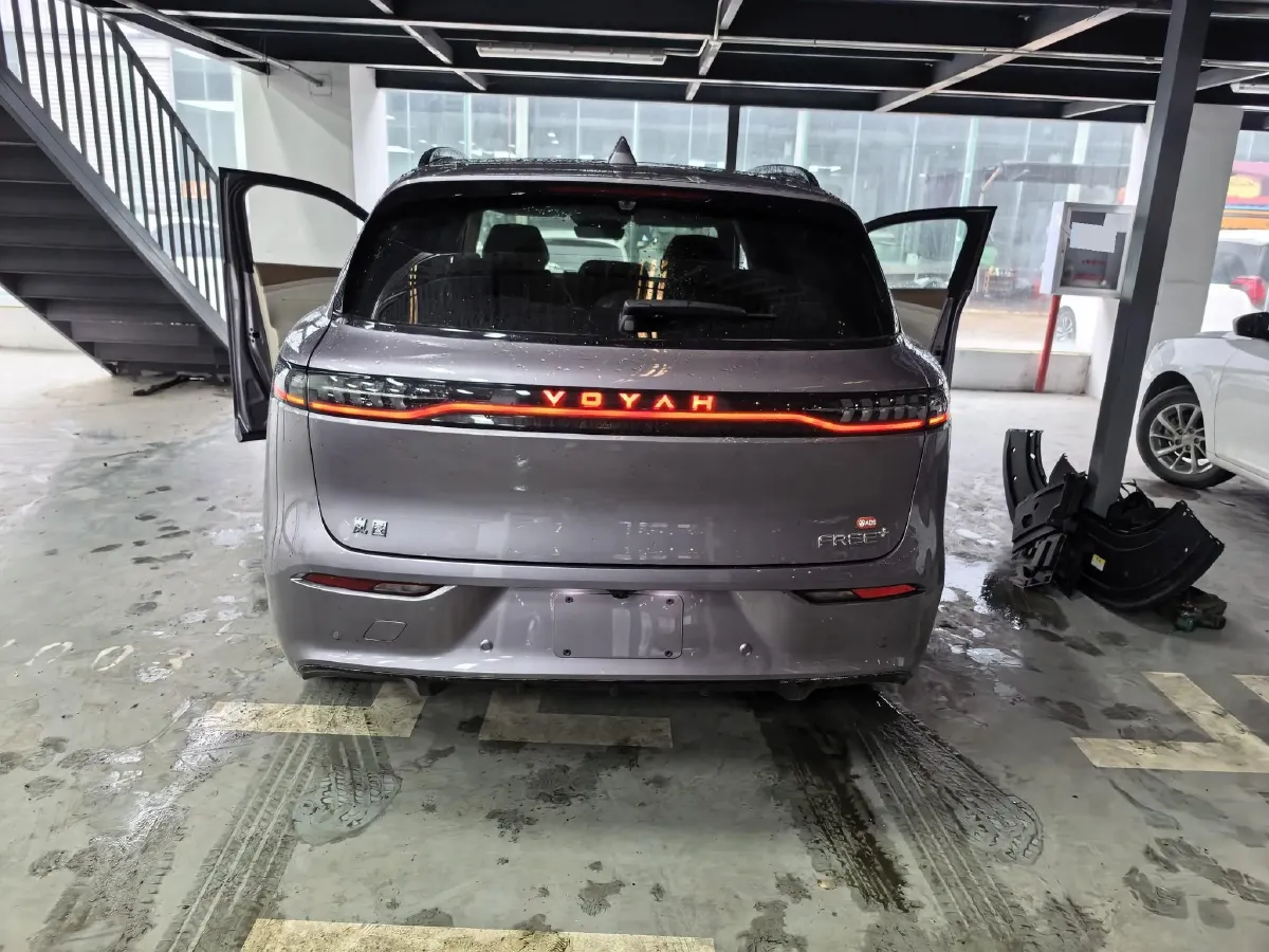 2025 Voyah FREE REEV 129HP REEV,autocango,china used car exporter,china ev exporter,chinese used car exporter,chinese used ev exporter