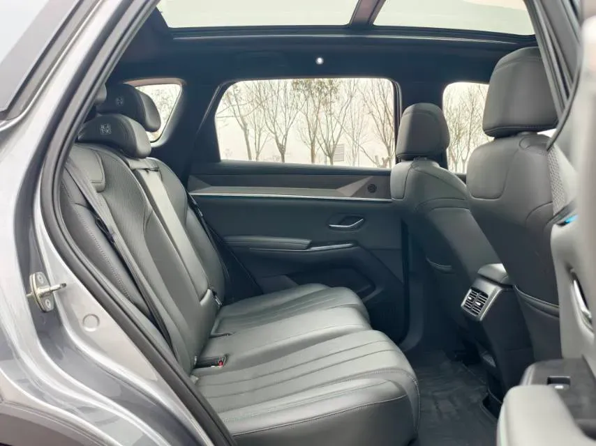 2025 BYD Song Pro 1.5L 101HP L4 E-CVT PHEV 18.3KWH,autocango,china used car exporter,china ev exporter,chinese used car exporter,chinese used ev exporter