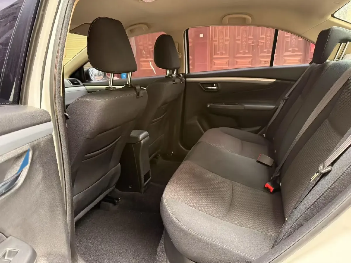 2015 HaiMa Family 1.5T 156HP L4 6AT,autocango,china used car exporter,china ev exporter,chinese used car exporter,chinese used ev exporter