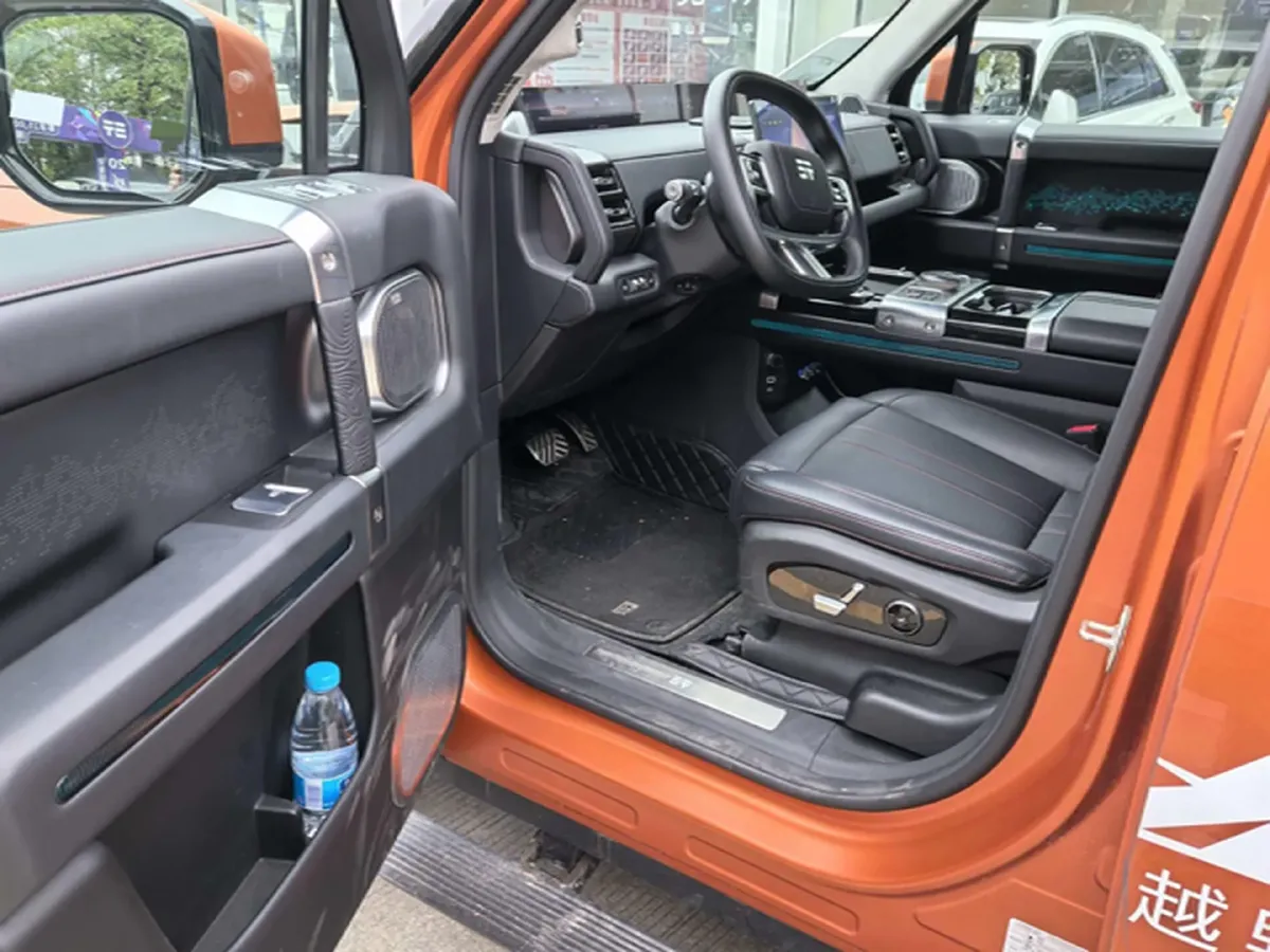 2025 Jetour Zongheng G700 2.0T 211HP L4 2DHT PHEV,autocango,china used car exporter,china ev exporter,chinese used car exporter,chinese used ev exporter