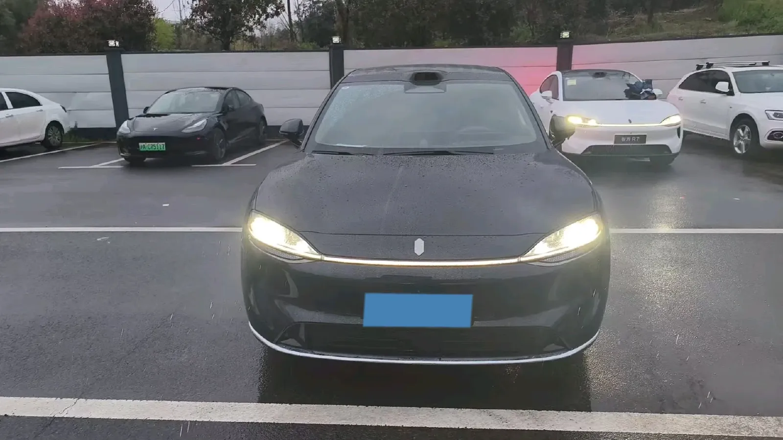 2026 Luxeed R7 REEV 156HP REEV,autocango,china used car exporter,china ev exporter,chinese used car exporter,chinese used ev exporter