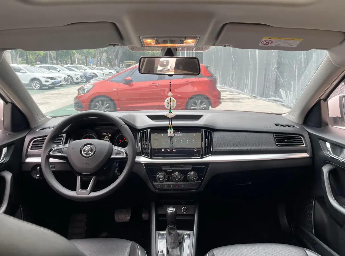 2022 Skoda Kamiq 1.5L 112HP L4 6AT,autocango,china used car exporter,china ev exporter,chinese used car exporter,chinese used ev exporter