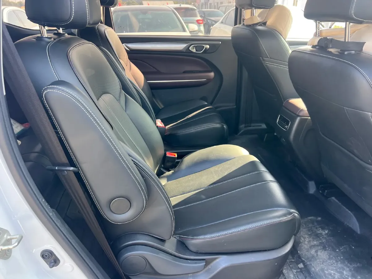 2023 GAC Trumpchi M6 1.5T 177HP L4 7DCT,autocango,china used car exporter,china ev exporter,chinese used car exporter,chinese used ev exporter