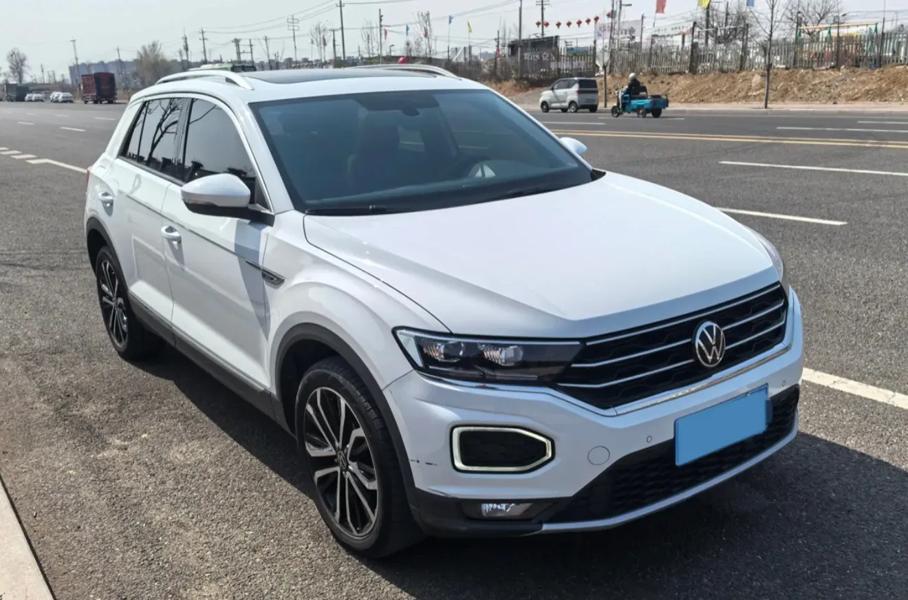 2021 Volkswagen T-Roc 1.4T 150HP L4 7DCT,autocango,china used car exporter,china ev exporter,chinese used car exporter,chinese used ev exporter