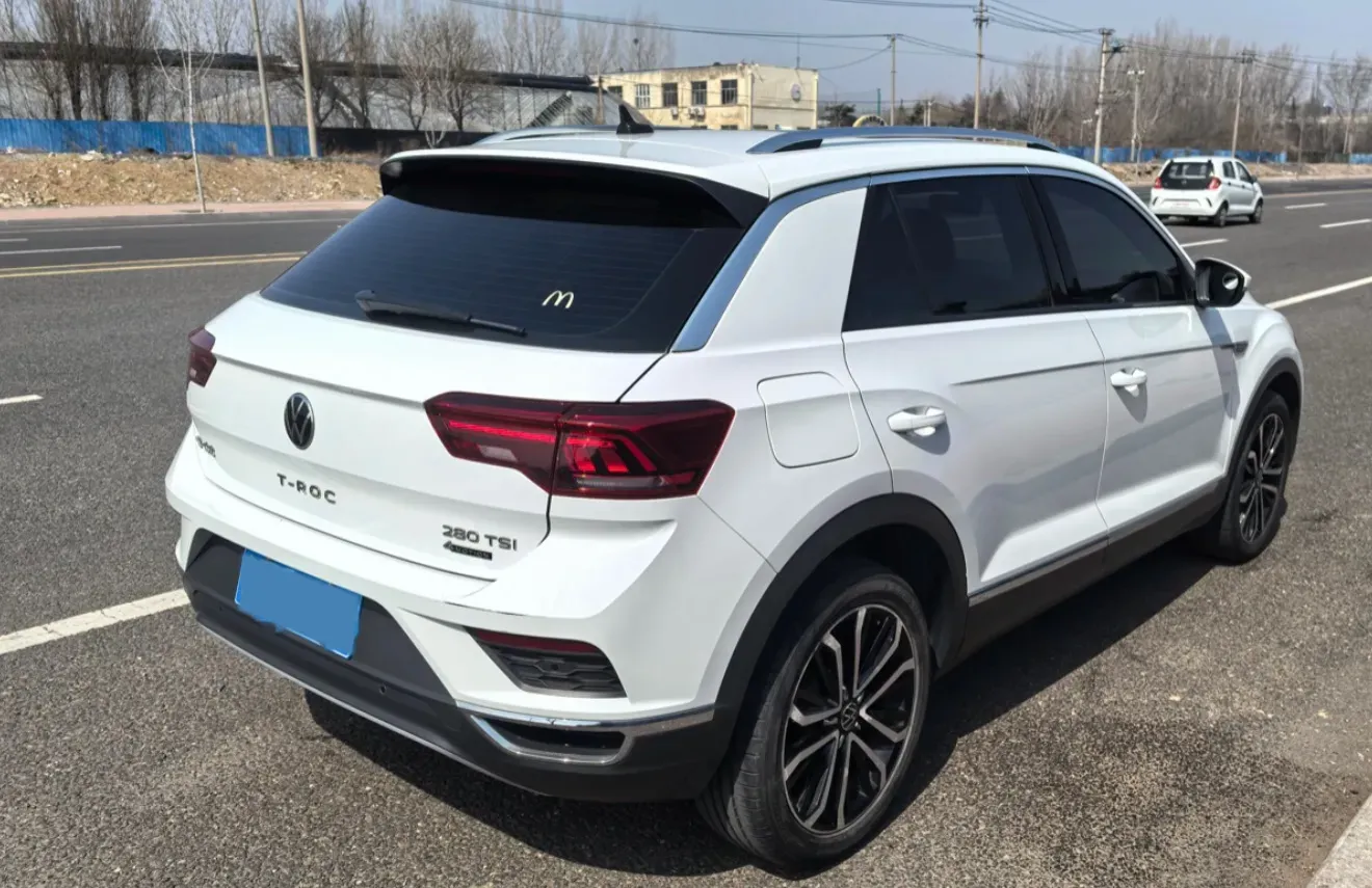 2021 Volkswagen T-Roc 1.4T 150HP L4 7DCT,autocango,china used car exporter,china ev exporter,chinese used car exporter,chinese used ev exporter