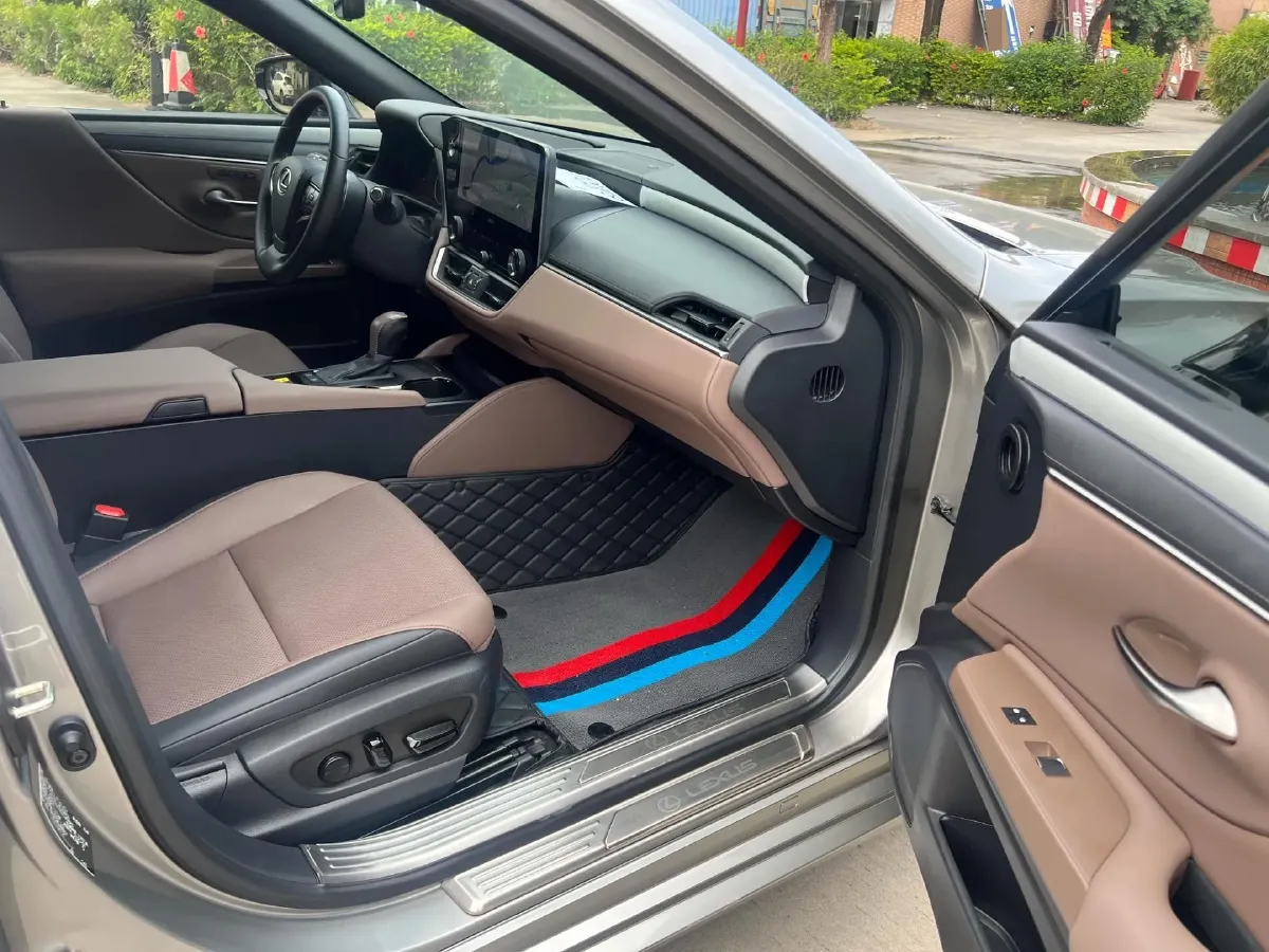 2025 Lexus ES 2.0L 173HP L4 CVT,autocango,china used car exporter,china ev exporter,chinese used car exporter,chinese used ev exporter