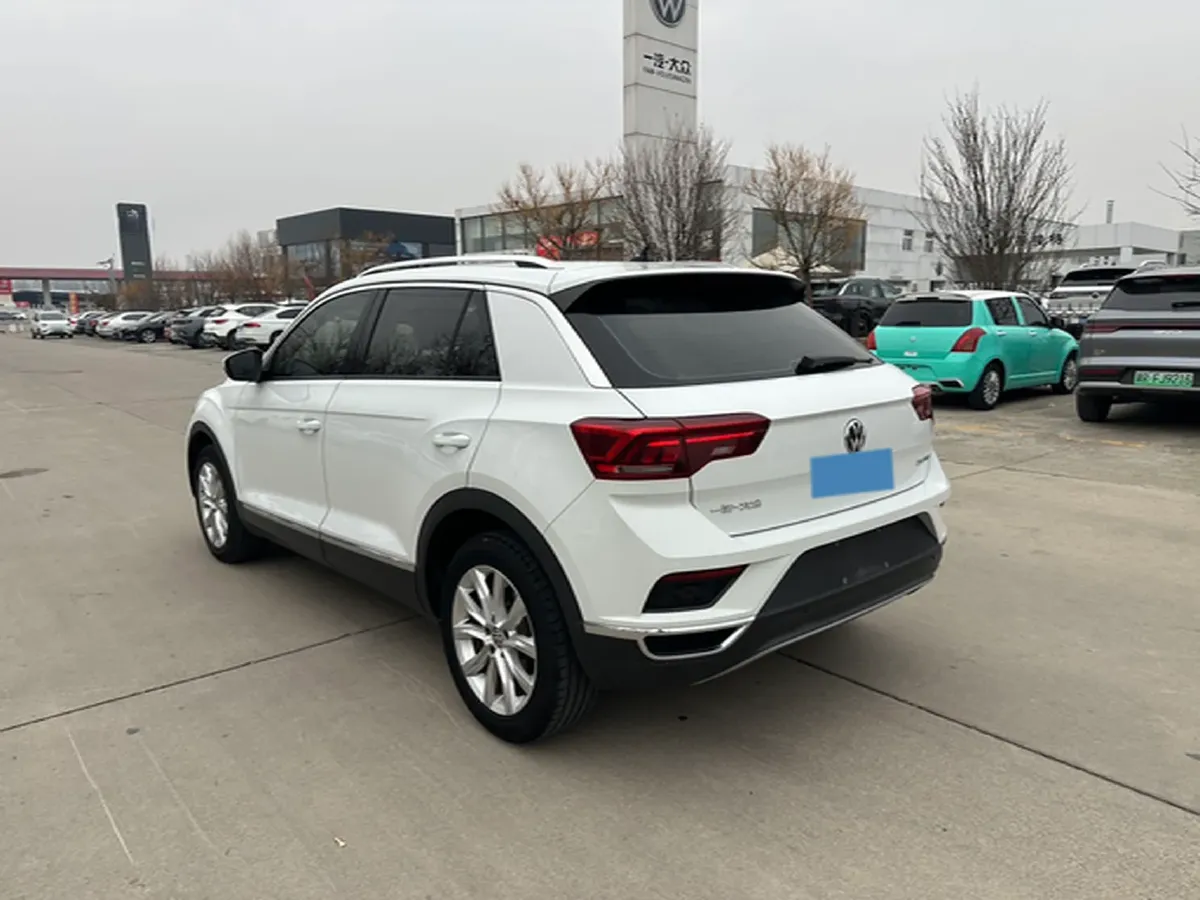 2019 Volkswagen T-Roc 1.4T 131HP L4 7DCT,autocango,china used car exporter,china ev exporter,chinese used car exporter,chinese used ev exporter
