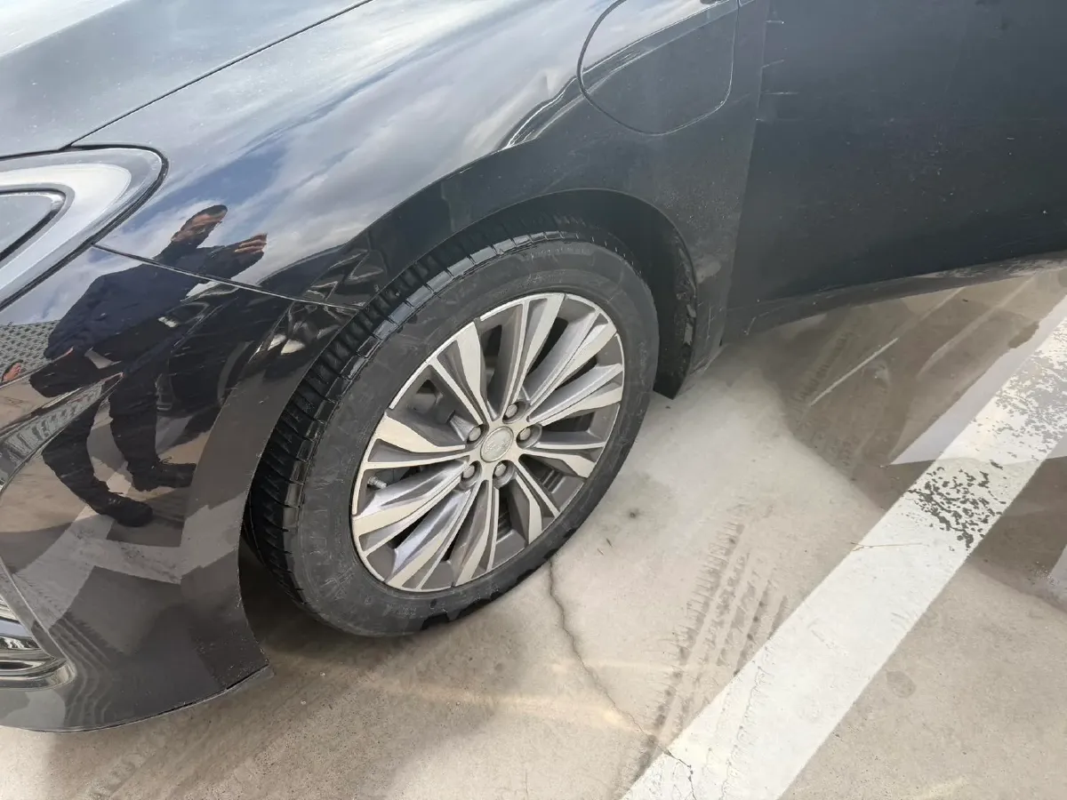 2022 HongQi E-QM5 BEV 54KWH,autocango,china used car exporter,china ev exporter,chinese used car exporter,chinese used ev exporter