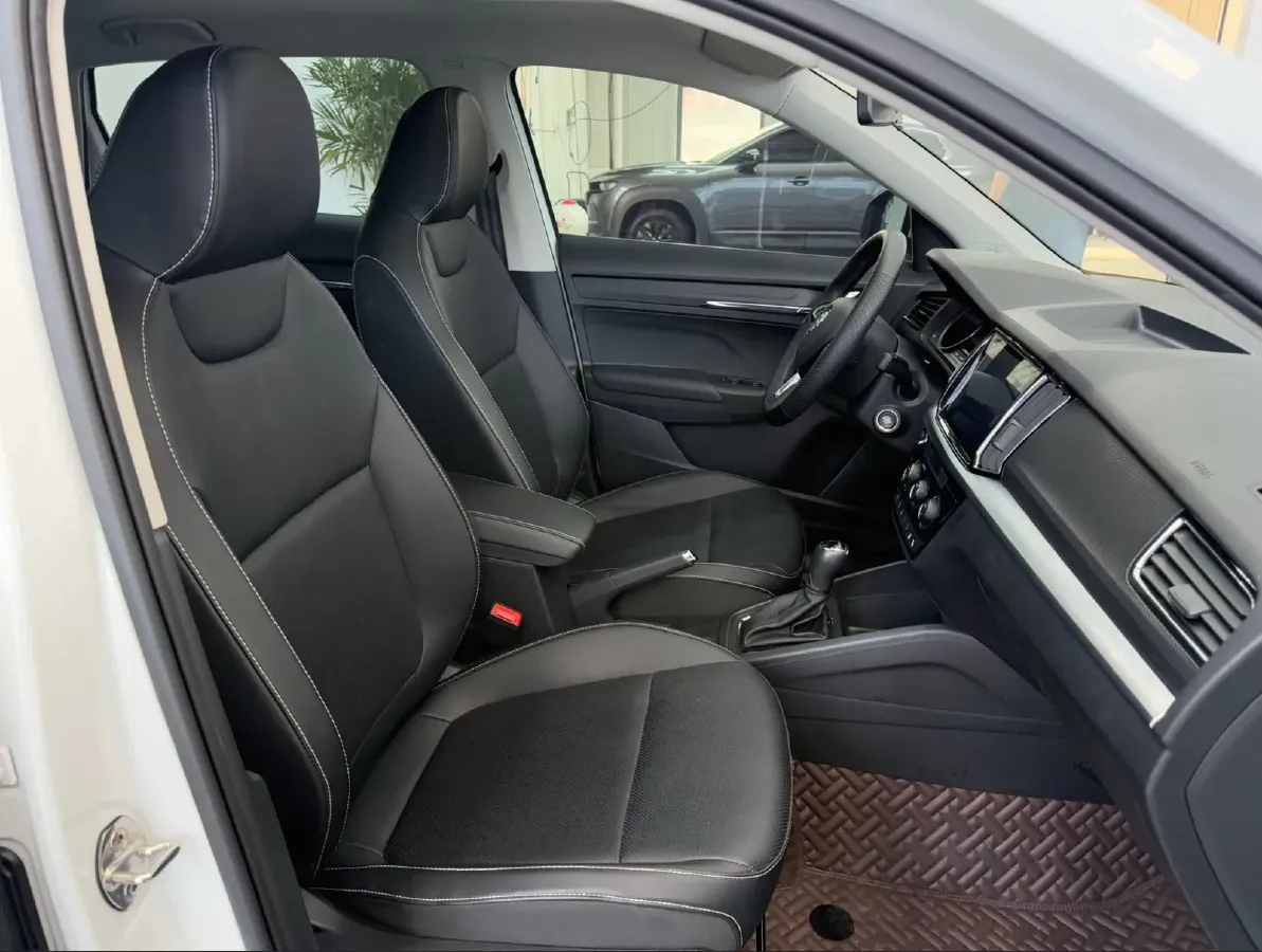 2023 Skoda Kamiq 1.5L 112HP L4 6AT,autocango,china used car exporter,china ev exporter,chinese used car exporter,chinese used ev exporter