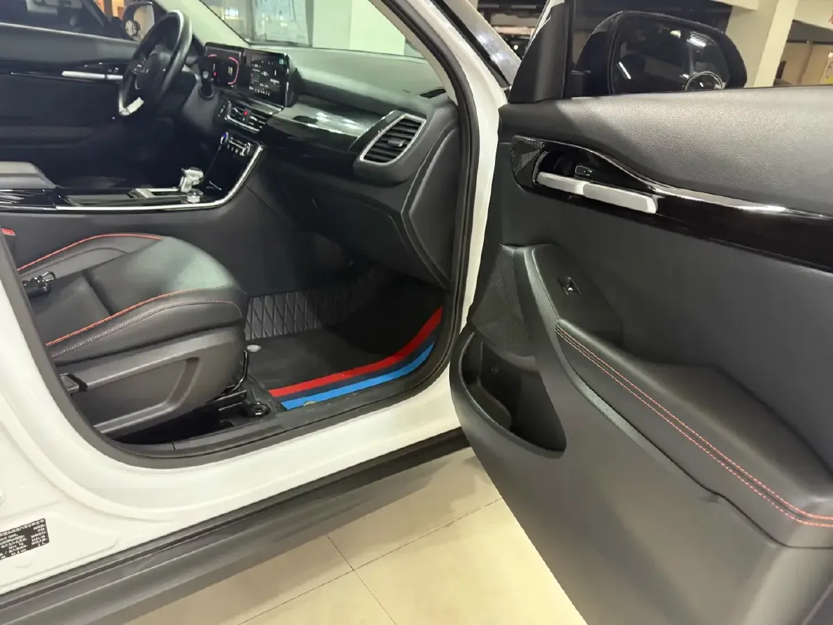 2023 Kia Seltos 1.5L 115HP L4 CVT,autocango,china used car exporter,china ev exporter,chinese used car exporter,chinese used ev exporter