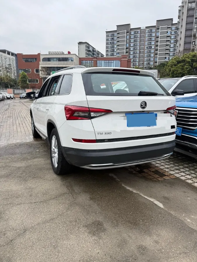 2018 Skoda Kodiak 2.0T 186HP L4 7DCT,autocango,china used car exporter,china ev exporter,chinese used car exporter,chinese used ev exporter