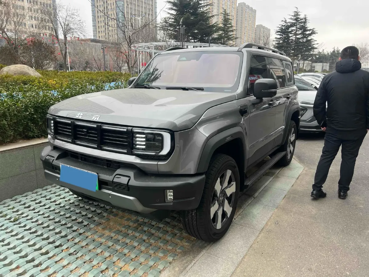 2025 Beijing BJ40 REEV REEV 188HP REEV 40.3KWH,autocango,china used car exporter,china ev exporter,chinese used car exporter,chinese used ev exporter