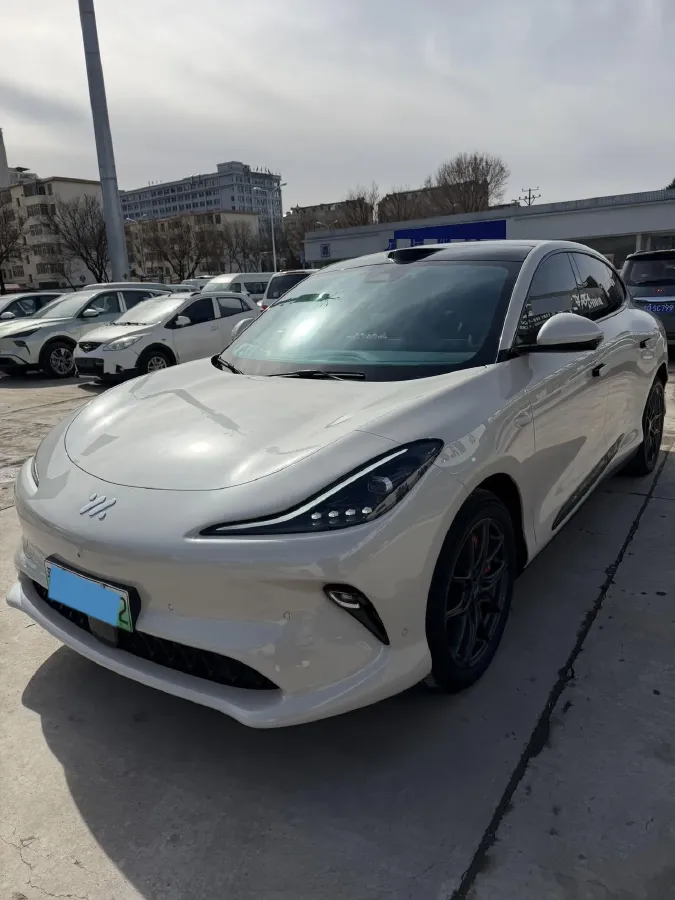 2025 IM LS6 BEV 75KWH,autocango,china used car exporter,china ev exporter,chinese used car exporter,chinese used ev exporter