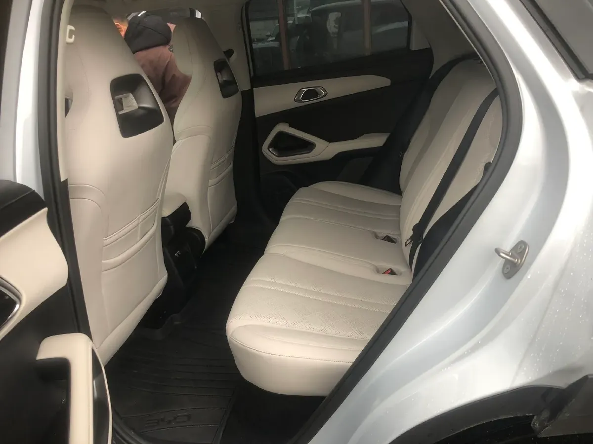 2024 BYD YuanUP BEV 45.12KWH,autocango,china used car exporter,china ev exporter,chinese used car exporter,chinese used ev exporter