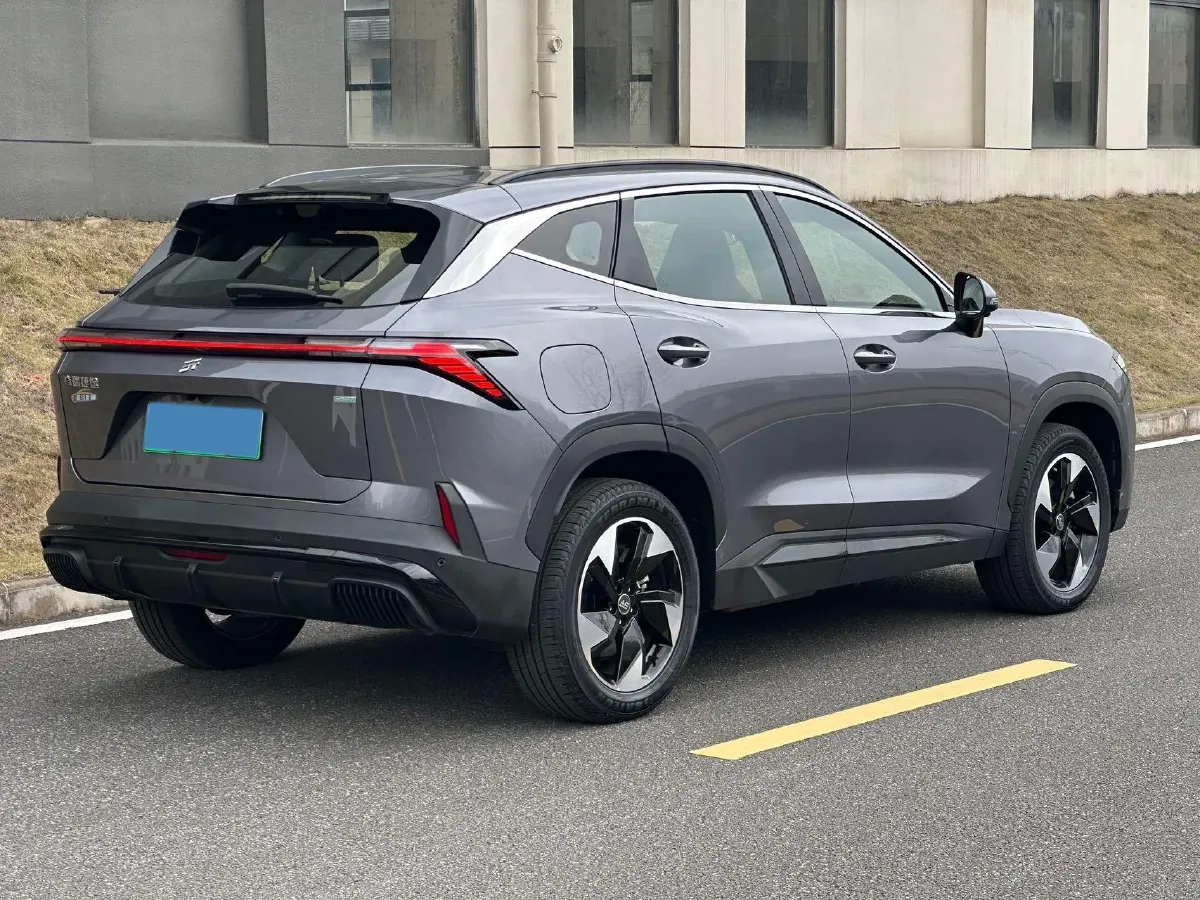 2024 Jetour ShanHai L6 1.5T 156HP L4 1DHT PHEV 19.43KWH,autocango,china used car exporter,china ev exporter,chinese used car exporter,chinese used ev exporter
