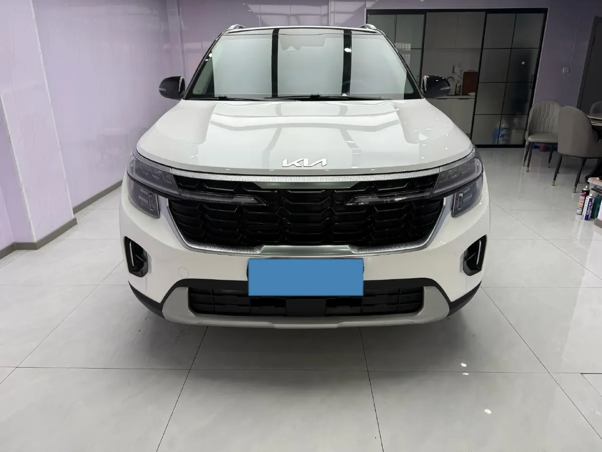2023 Kia Seltos 1.5L 115HP L4 CVT,autocango,china used car exporter,china ev exporter,chinese used car exporter,chinese used ev exporter
