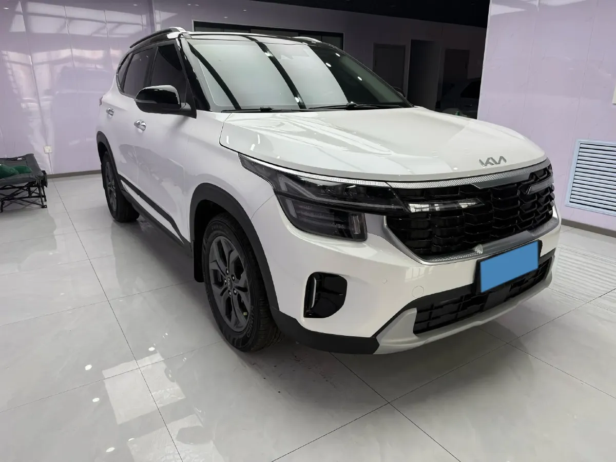2023 Kia Seltos 1.5L 115HP L4 CVT,autocango,china used car exporter,china ev exporter,chinese used car exporter,chinese used ev exporter