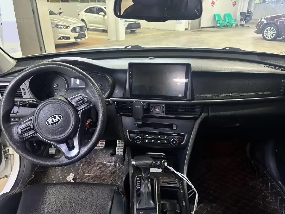 2016 Kia K5 2.0L 161HP L4 6AT,autocango,china used car exporter,china ev exporter,chinese used car exporter,chinese used ev exporter