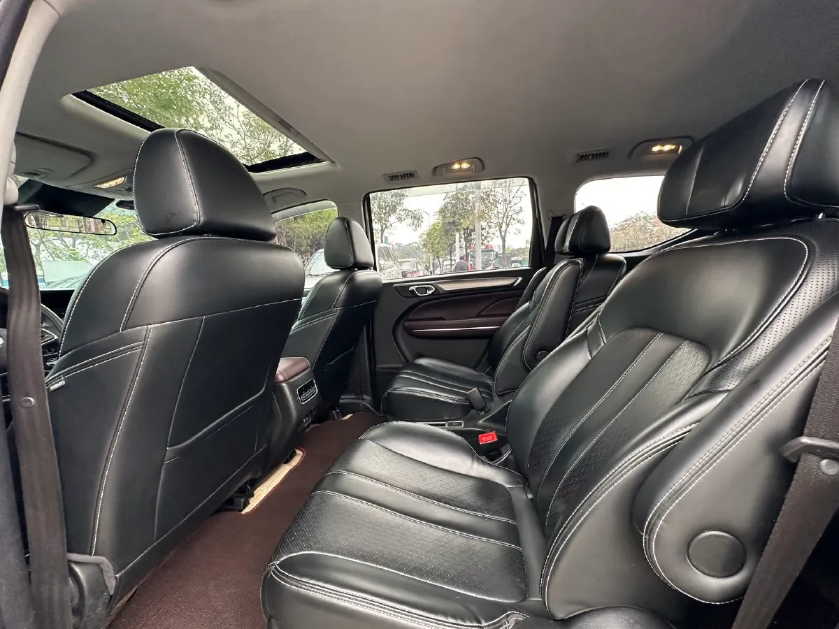 2021 GAC Trumpchi M6 1.5T 169HP L4 7DCT,autocango,china used car exporter,china ev exporter,chinese used car exporter,chinese used ev exporter