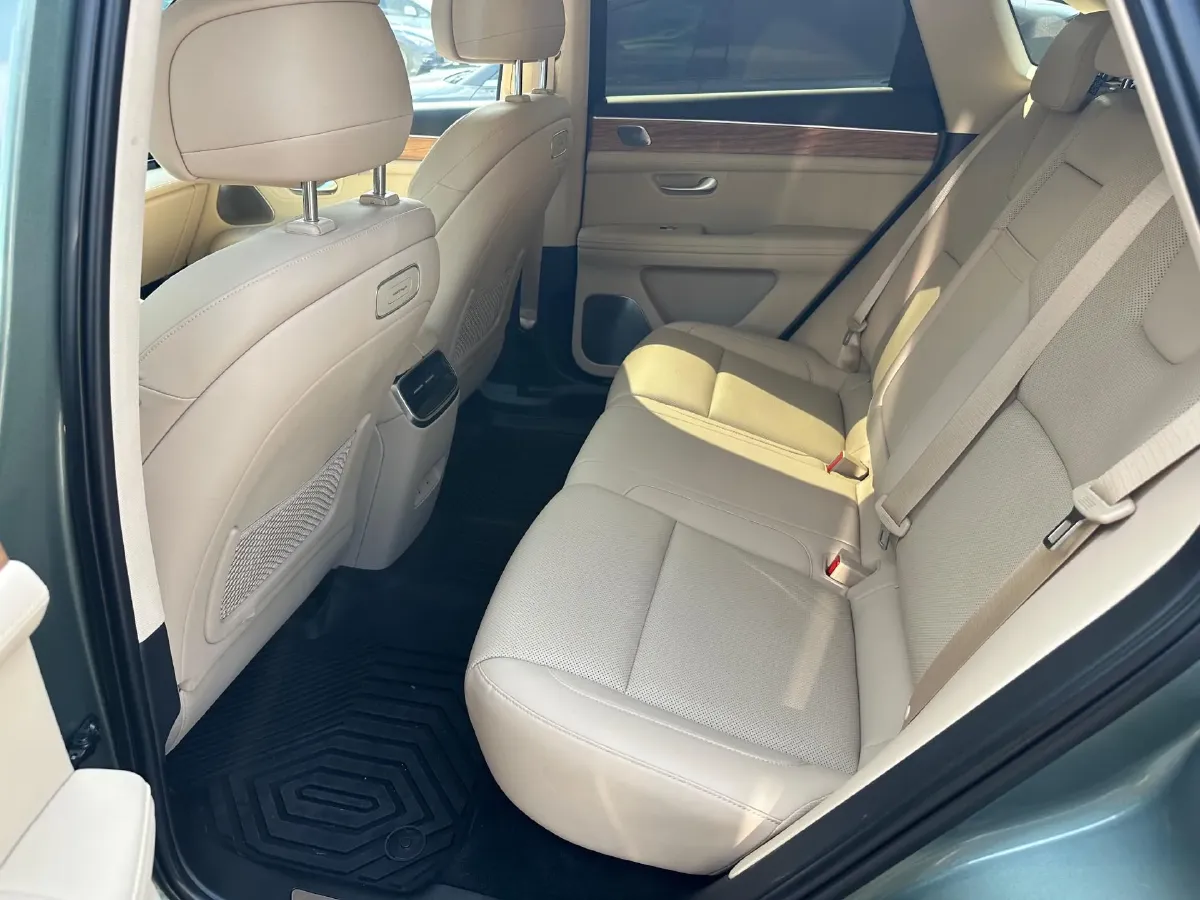 2023 HIMA AITO M5 BEV 80KWH,autocango,china used car exporter,china ev exporter,chinese used car exporter,chinese used ev exporter