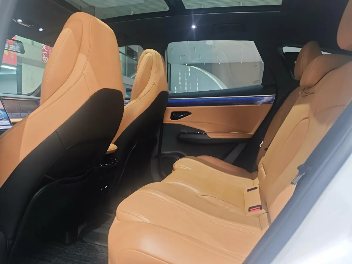 2024 Geely Galaxy L7 1.5T 163HP L4 3DHT PHEV 18.7KWH,autocango,china used car exporter,china ev exporter,chinese used car exporter,chinese used ev exporter