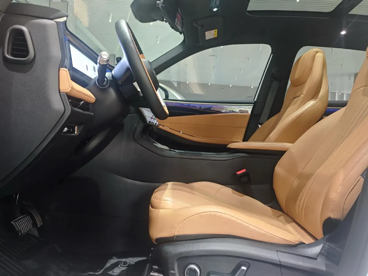 2024 Geely Galaxy L7 1.5T 163HP L4 3DHT PHEV 18.7KWH,autocango,china used car exporter,china ev exporter,chinese used car exporter,chinese used ev exporter