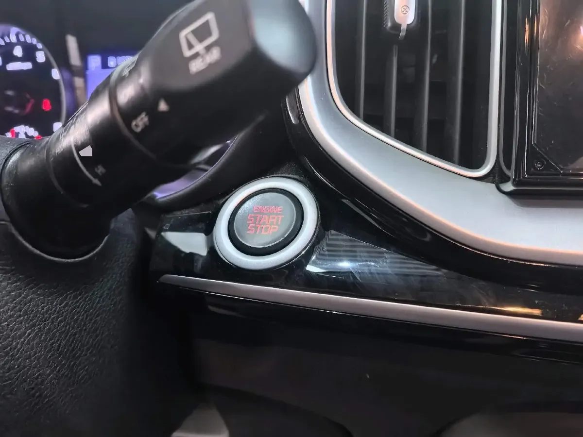 2021 Kia KX1 1.4L 100HP L4 CVT,autocango,china used car exporter,china ev exporter,chinese used car exporter,chinese used ev exporter