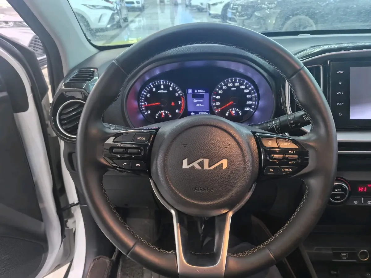 2021 Kia KX1 1.4L 100HP L4 CVT,autocango,china used car exporter,china ev exporter,chinese used car exporter,chinese used ev exporter