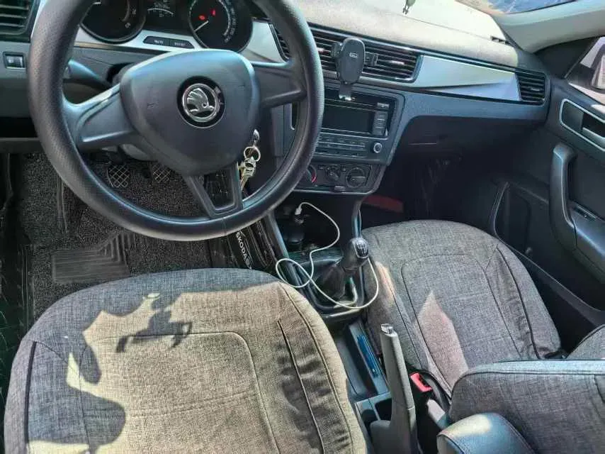 2020 Skoda Rapid 1.5L 112HP L4 5MT,autocango,china used car exporter,china ev exporter,chinese used car exporter,chinese used ev exporter