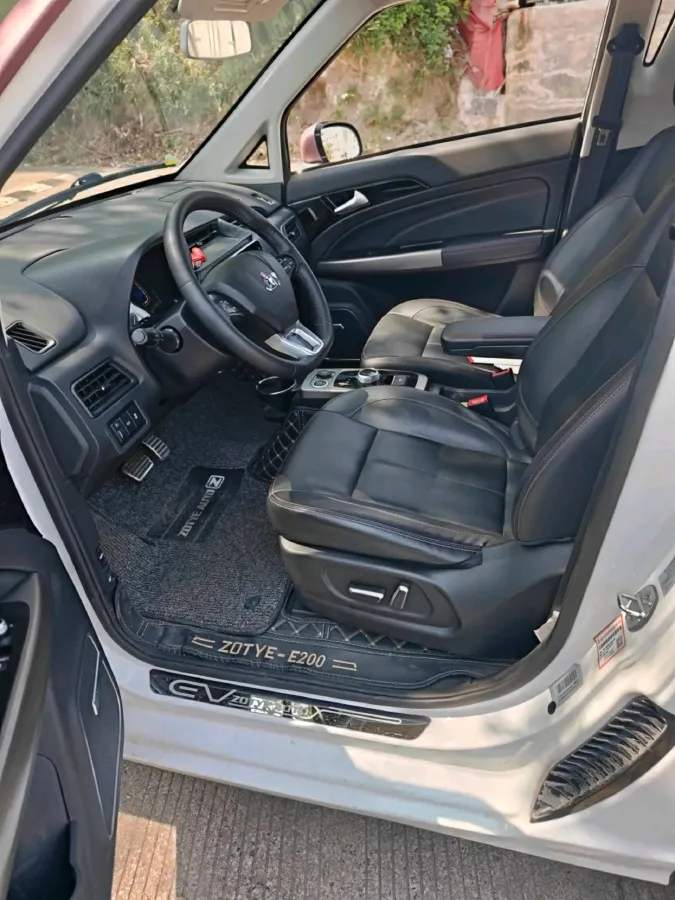 2018 Zotye T300 BEV 42.7KWH,autocango,china used car exporter,china ev exporter,chinese used car exporter,chinese used ev exporter