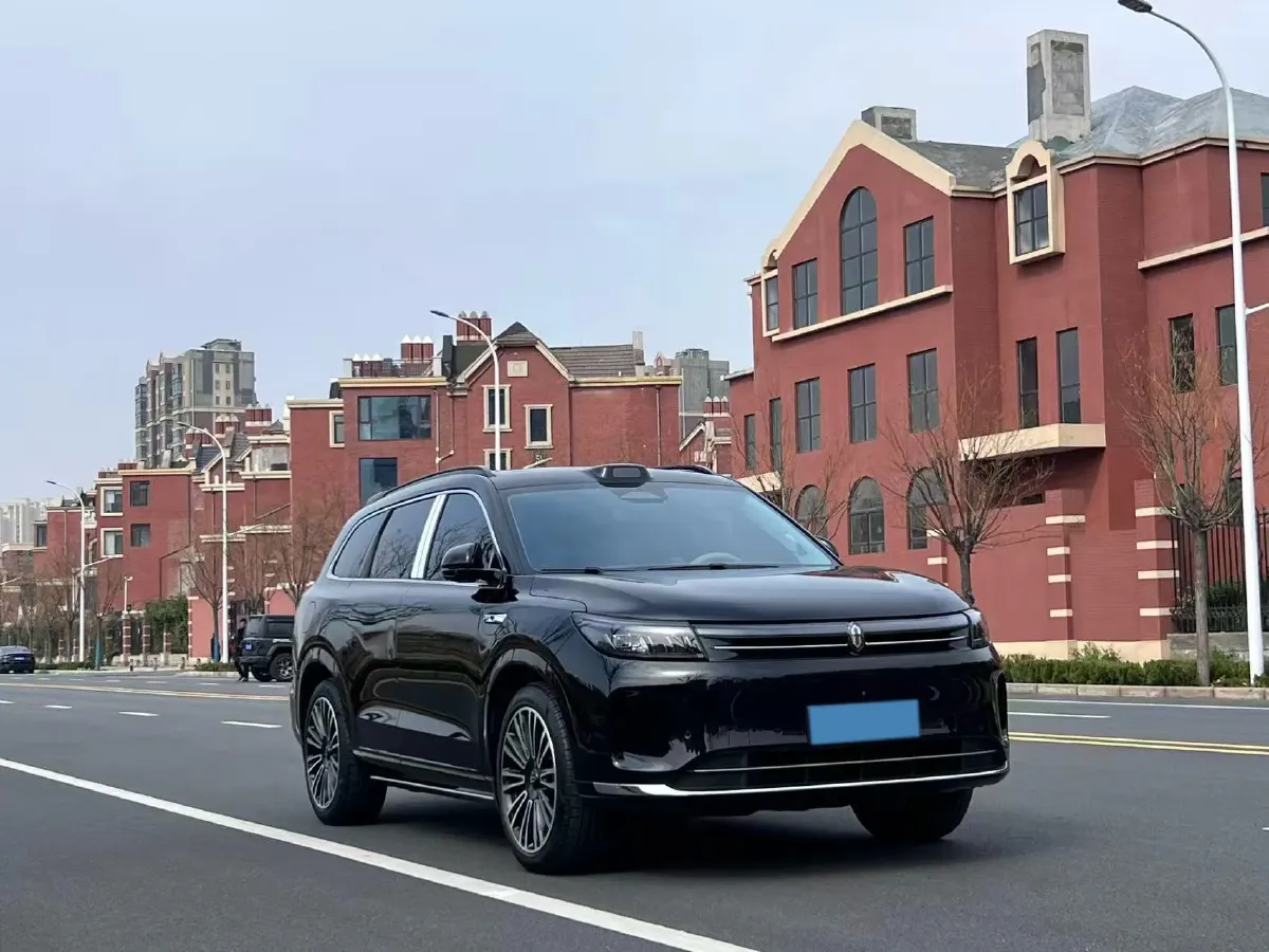 2024 AITO AITO M7 1.5T 152HP L4 REEV 42KWH,autocango,china used car exporter,china ev exporter,chinese used car exporter,chinese used ev exporter